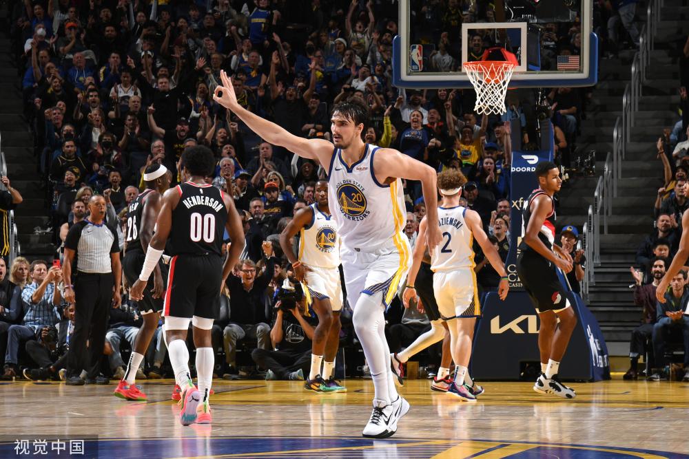 啼笑皆非 啼笑皆非