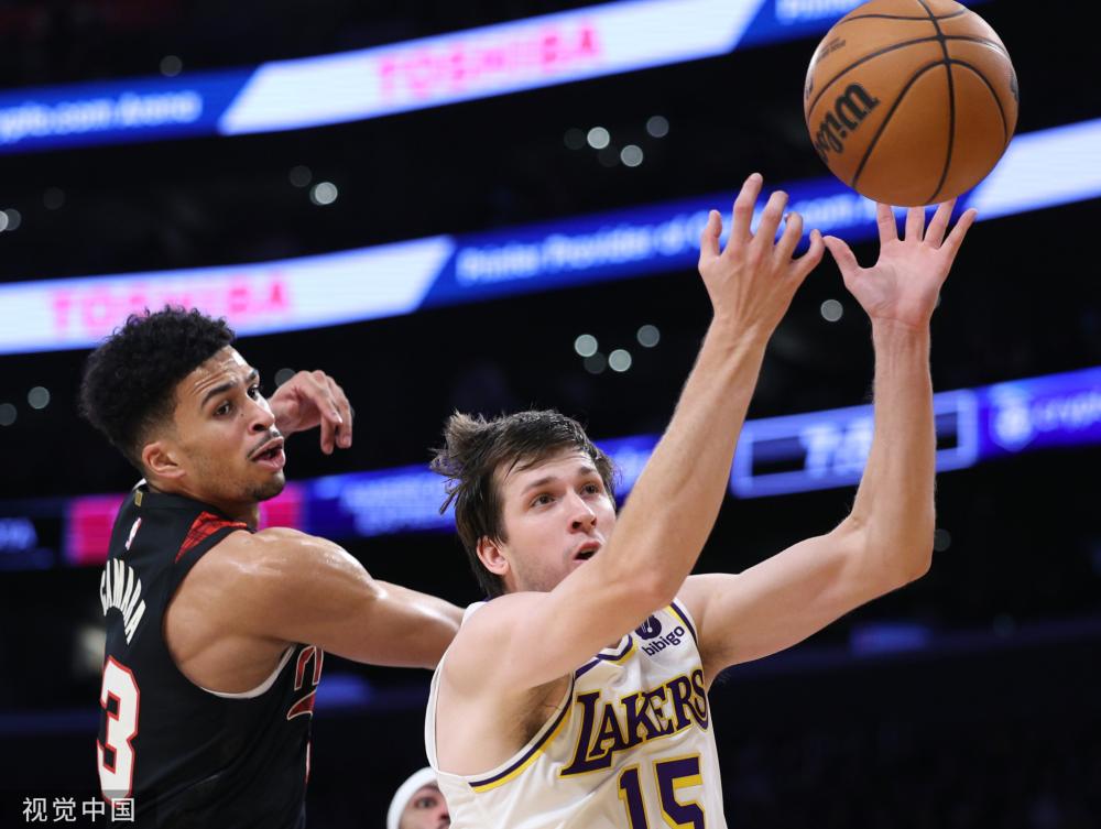 也不吝啬于 也不吝啬于