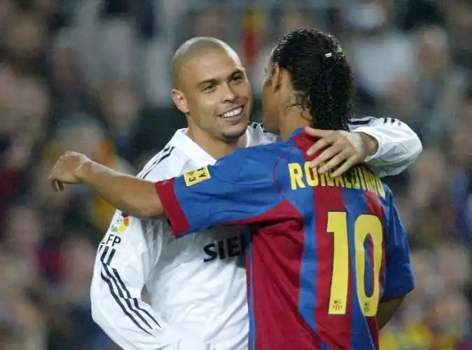 故事的交织 故事的交织