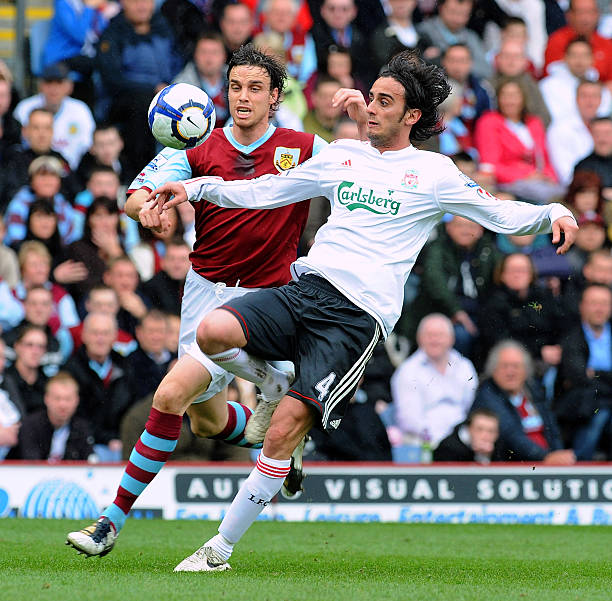 锋贴身逼抢 锋贴身逼抢