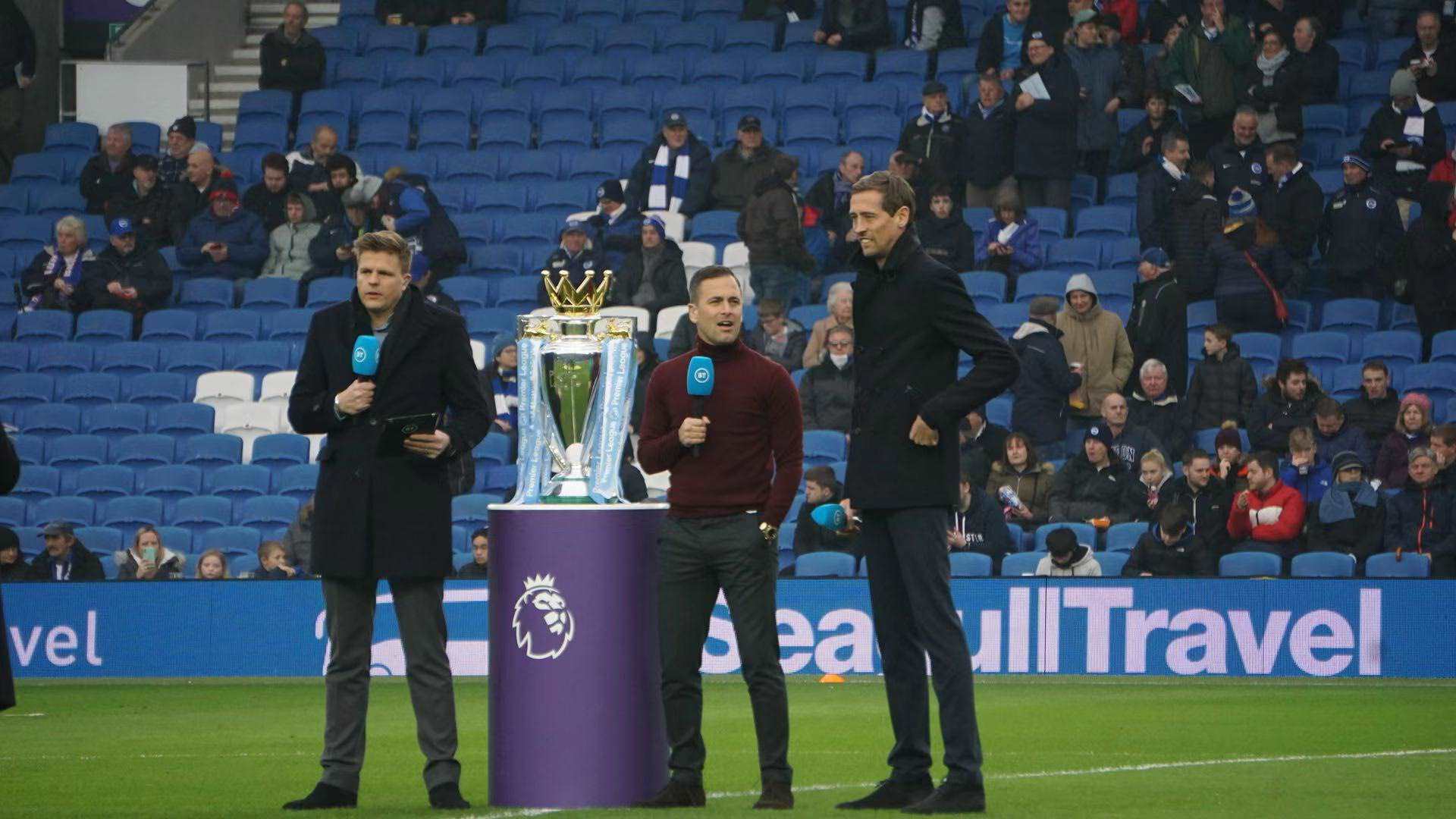 赛氛围的观 赛氛围的观